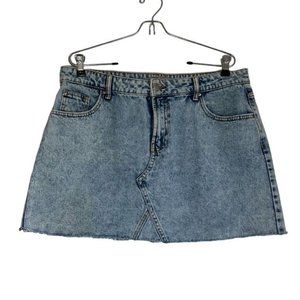 Denim Co. Women's Denim  Mini Skirt in Light Wash Blue - Size 14